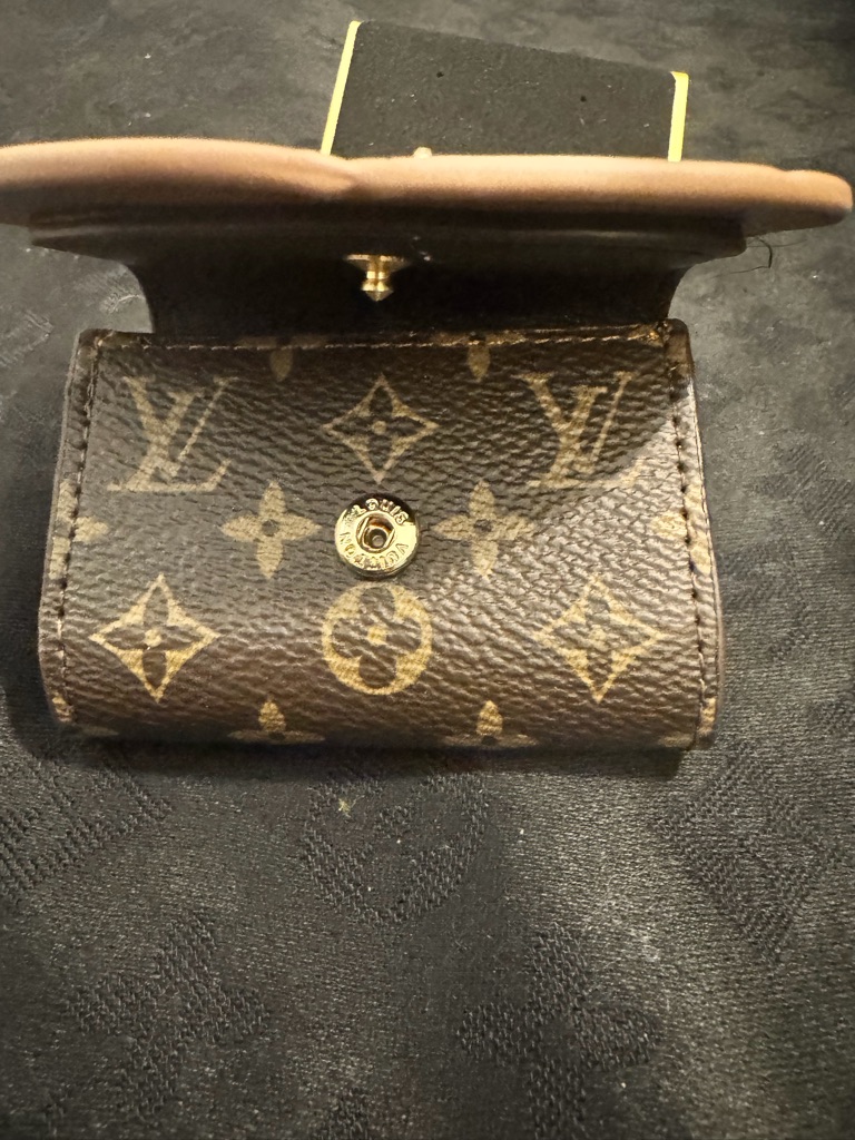 Louis Vuitton Monogram Key Pouch - Brown